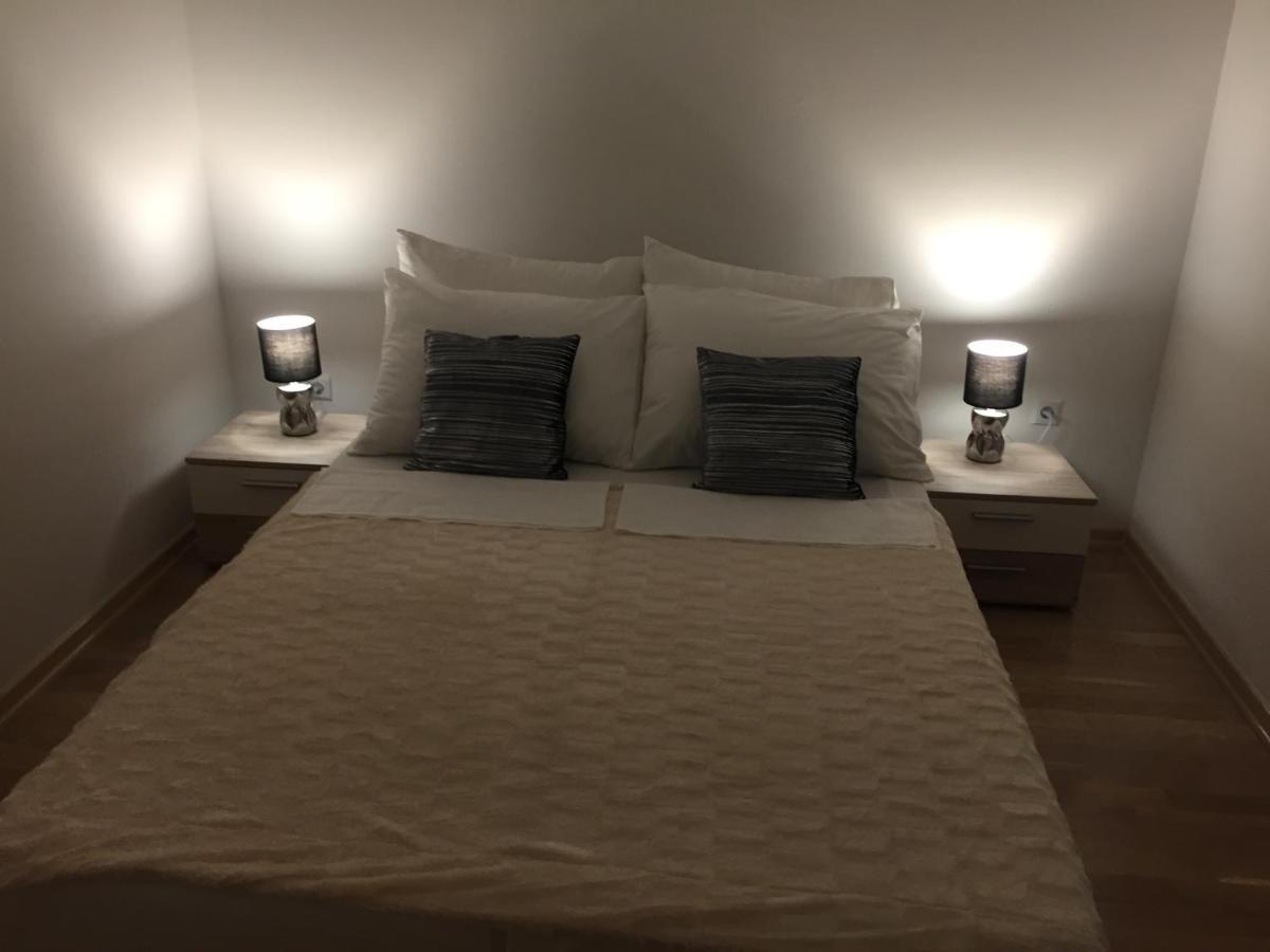Apartman Toni Novalja Exterior foto